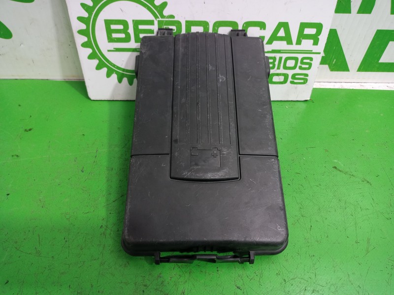 Recambio de tapa bateria para volkswagen golf v berlina (1k1) 1.9 tdi referencia OEM IAM 1K0915443A  