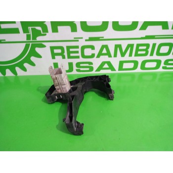 Recambio de soporte faro izquierdo para renault scenic ii 1.5 dci diesel referencia OEM IAM 8200137495  