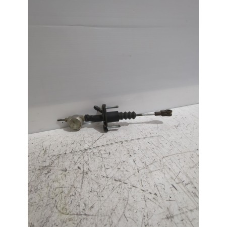 Recambio de bombin embrague para opel astra h gtc (a04) 1.7 cdti (l08) referencia OEM IAM 90523769  