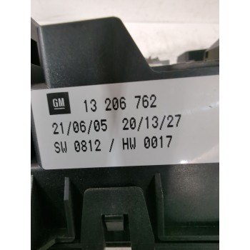 Recambio de caja reles / fusibles para opel astra h gtc (a04) 1.7 cdti (l08) referencia OEM IAM 13206762  