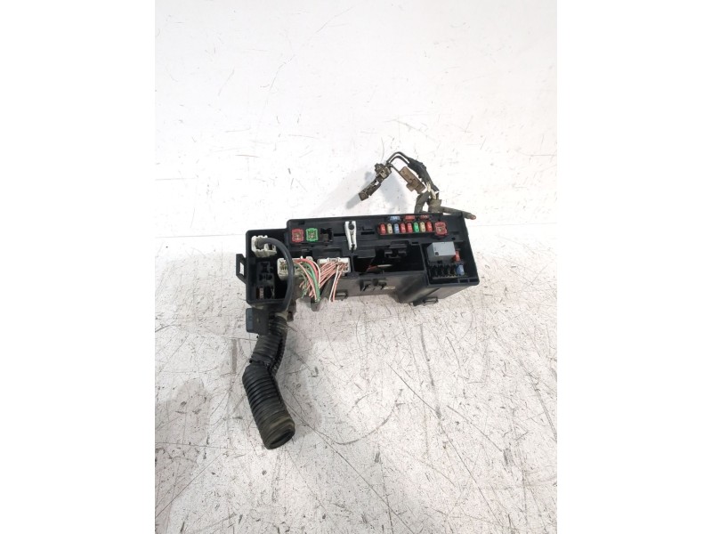 Recambio de caja reles / fusibles para peugeot 107 (pm_, pn_) 1.4 hdi referencia OEM IAM 5014P01  
