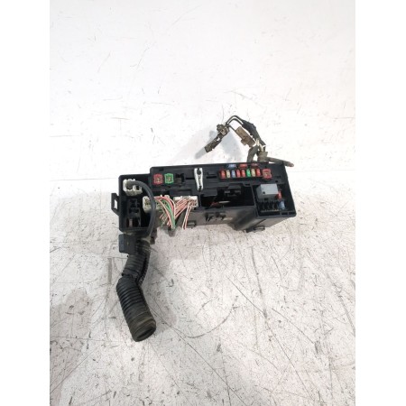 Recambio de caja reles / fusibles para peugeot 107 (pm_, pn_) 1.4 hdi referencia OEM IAM 5014P01  