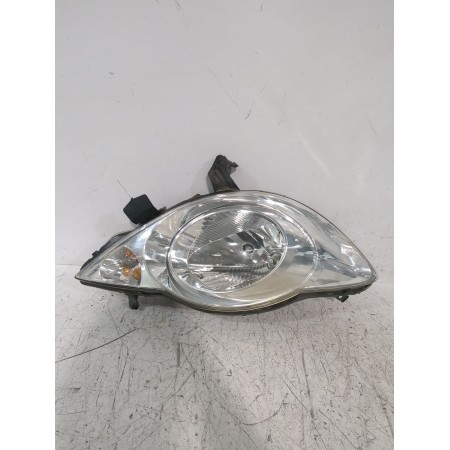 Recambio de faro derecho para peugeot 107 (pm_, pn_) 1.4 hdi referencia OEM IAM 620674  