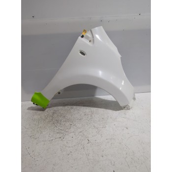 Recambio de aleta delantera derecha para peugeot 107 (pm_, pn_) 1.4 hdi referencia OEM IAM 7841S8  