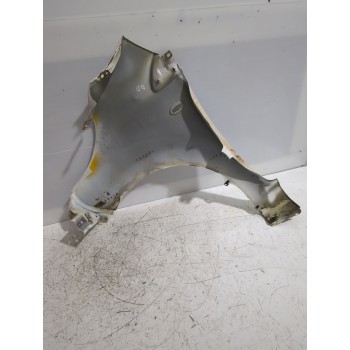 Recambio de aleta delantera derecha para peugeot 107 (pm_, pn_) 1.4 hdi referencia OEM IAM 7841S8  