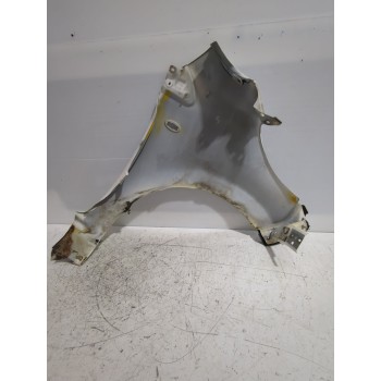 Recambio de aleta delantera izquierda para peugeot 107 (pm_, pn_) 1.4 hdi referencia OEM IAM 7840Q7  