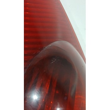 Recambio de piloto trasero derecho para peugeot 107 (pm_, pn_) 1.4 hdi referencia OEM IAM 815500H040  