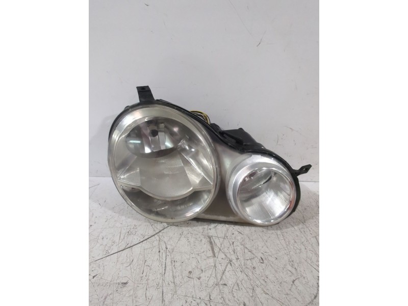 Recambio de faro derecho para peugeot 107 (pm_, pn_) 1.4 hdi referencia OEM IAM H112V55W  