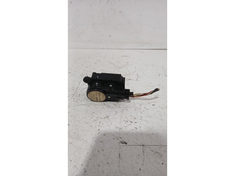 Recambio de motor apertura trampilla para opel astra h gtc (a04) 1.7 cdti (l08) referencia OEM IAM 52406341  