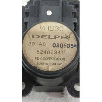 Recambio de motor apertura trampilla para opel astra h gtc (a04) 1.7 cdti (l08) referencia OEM IAM 52406341  