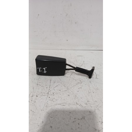 Recambio de enganche cinturon trasero izquierdo para opel astra h gtc (a04) 1.7 cdti (l08) referencia OEM IAM 401266978  