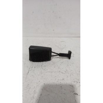Recambio de enganche cinturon trasero central para opel astra h gtc (a04) 1.7 cdti (l08) referencia OEM IAM 401266978  