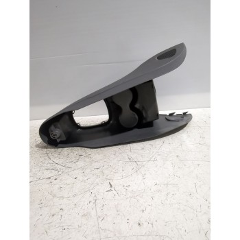 Recambio de consola central para peugeot 107 (pm_, pn_) 1.4 hdi referencia OEM IAM 588110H010  