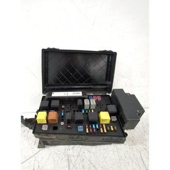 Recambio de caja reles / fusibles para opel astra h gtc (a04) 1.7 cdti (l08) referencia OEM IAM 13208748  