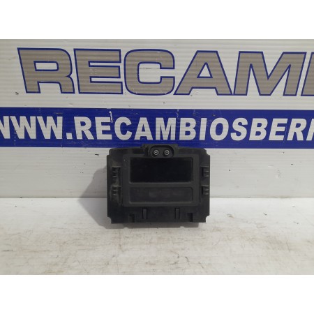 Recambio de pantalla multifuncion para opel zafira a elegance referencia OEM IAM 13106240  