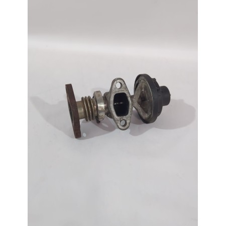Recambio de valvula egr para volkswagen polo iv (9n_, 9a_) 1.9 sdi referencia OEM IAM 038131501AG  