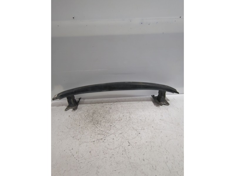 Recambio de refuerzo paragolpes delantero para volkswagen polo iv (9n_, 9a_) 1.9 sdi referencia OEM IAM 6Q0806563  