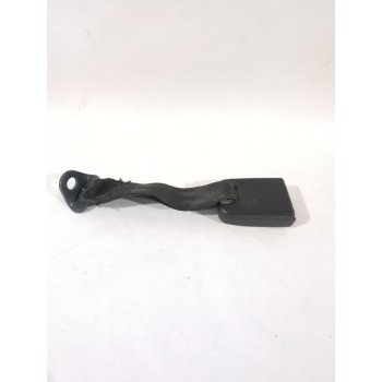 Recambio de enganche cinturon central para peugeot 206 hatchback (2a/c) 1.4 hdi eco 70 referencia OEM IAM 8975R2  