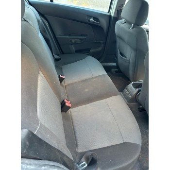 opel astra h (a04) del año 2005