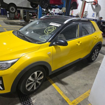 kia stonic (yb) del año 2023