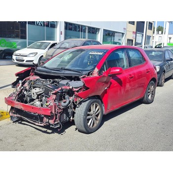 toyota auris (_e15_) del año 2010