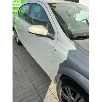 opel astra h sedán (a04) del año 2009