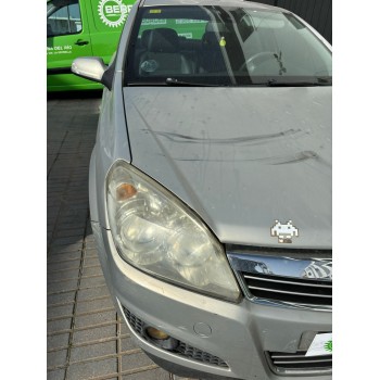 opel astra h sedán (a04) del año 2009