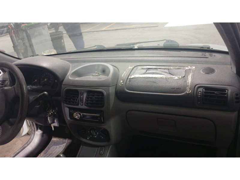 renault clio ii (bb_, cb_) del año 1999