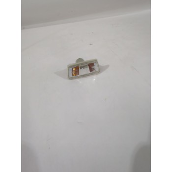 Recambio de piloto intermitente izquierdo para opel astra h berlina referencia OEM IAM 13252455  