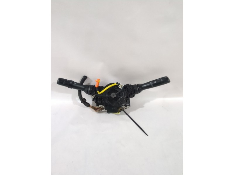 Recambio de mando multifuncion para peugeot 107 (pm_, pn_) 1.4 hdi referencia OEM IAM 173848  