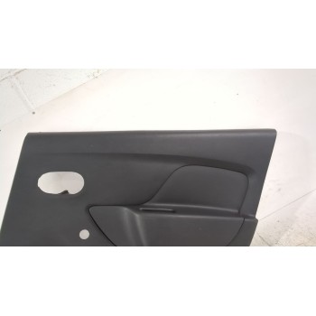 Recambio de guarnecido puerta trasera derecha para dacia sandero ii (b8_) 1.5 dci referencia OEM IAM 829A02084R  