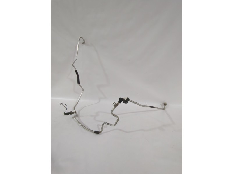 Recambio de tubos aire acondicionado para peugeot 107 (pm_, pn_) 1.4 hdi referencia OEM IAM 887200H020G  