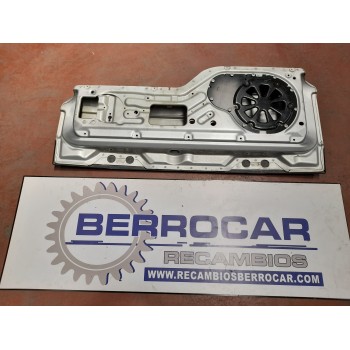 Recambio de porton trasero para land rover discovery 2.7 td v6 cat referencia OEM IAM   