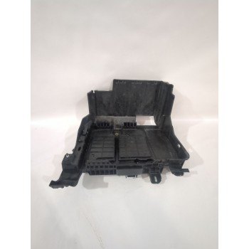 Recambio de soporte bateria para renault megane ii coupé-cabriolet (em0/1_) 1.5 dci (em1e) referencia OEM IAM 8200467409  