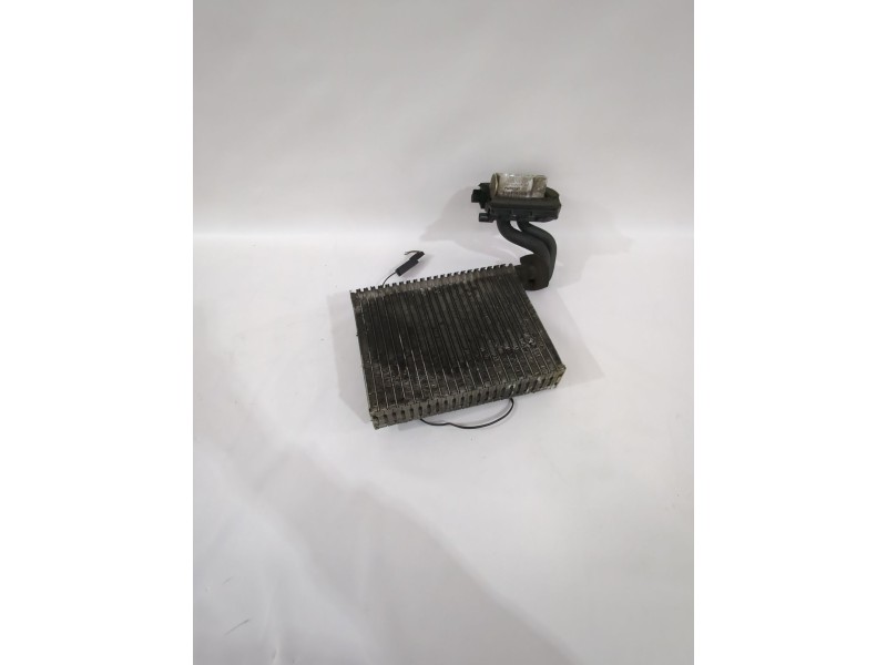 Recambio de evaporador aire acondicionado para peugeot 107 (pm_, pn_) 1.4 hdi referencia OEM IAM 885100h010  
