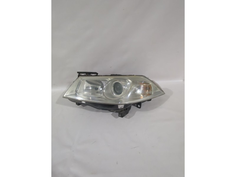Recambio de faro izquierdo para renault megane ii coupé-cabriolet (em0/1_) 1.5 dci (em1e) referencia OEM IAM 260604235R  