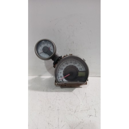 Recambio de cuadro instrumentos para peugeot 107 (pm_, pn_) 1.4 hdi referencia OEM IAM 8211RW  