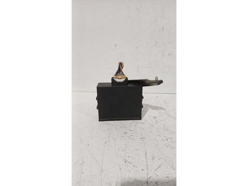 Recambio de modulo electronico para peugeot 107 (pm_, pn_) 1.4 hdi referencia OEM IAM 897400H01000  