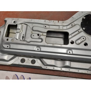 Recambio de porton trasero para land rover discovery 2.7 td v6 cat referencia OEM IAM   