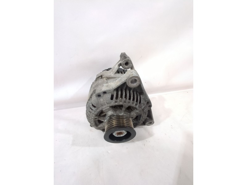 Recambio de alternador para peugeot 107 (pm_, pn_) 1.4 hdi referencia OEM IAM 5705NC  