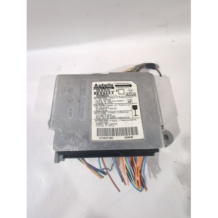 Recambio de centralita airbag para renault megane ii coupé-cabriolet (em0/1_) 1.5 dci (em1e) referencia OEM IAM 8200682393  