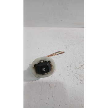 Recambio de mando elevalunas trasero izquierdo para renault megane ii coupé-cabriolet (em0/1_) 1.5 dci (em1e) referencia OEM IAM