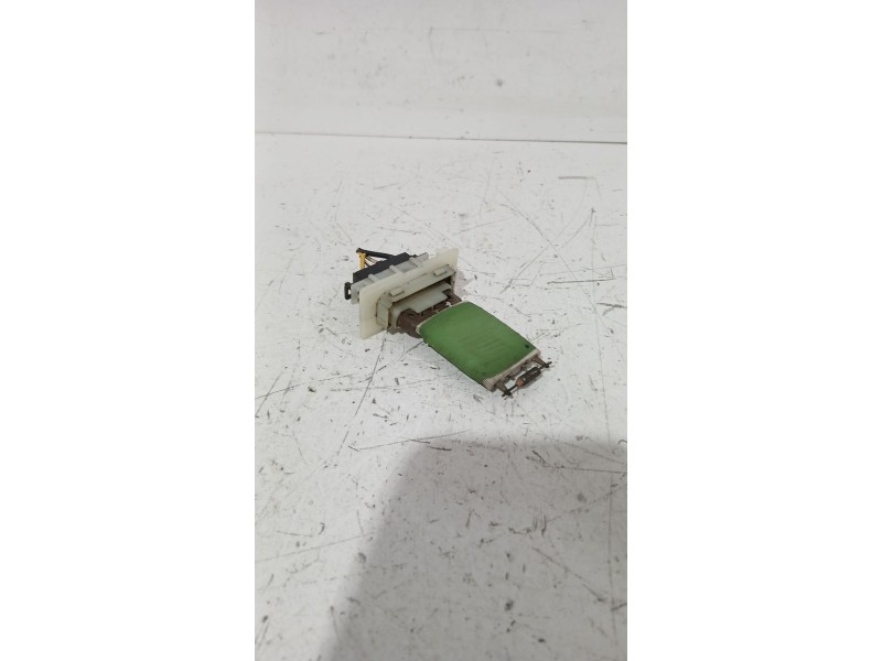 Recambio de resistencia calefaccion para peugeot 107 (pm_, pn_) 1.4 hdi referencia OEM IAM 9231583  