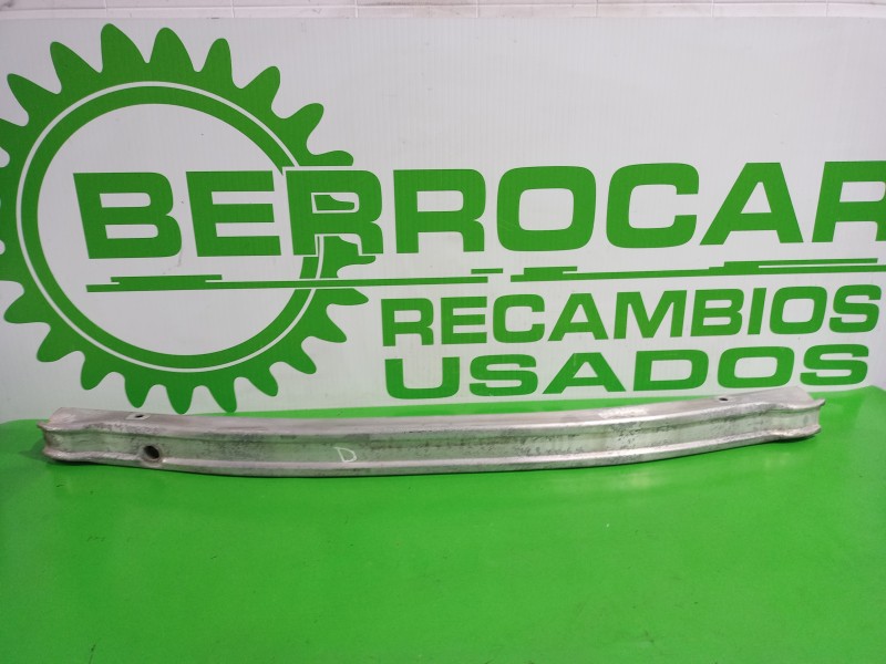 Recambio de refuerzo paragolpes delantero para renault scenic ii 1.5 dci diesel referencia OEM IAM 8200380507  