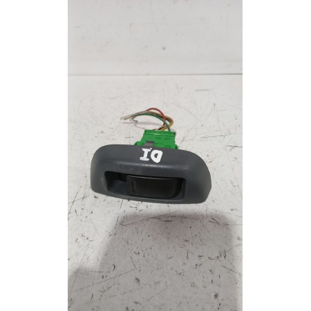 Recambio de mando elevalunas delantero izquierdo para peugeot 107 (pm_, pn_) 1.4 hdi referencia OEM IAM 742320H010  