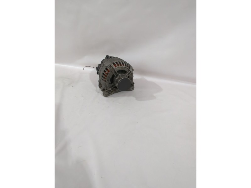 Recambio de alternador para seat arosa (6h1) 1.4 tdi referencia OEM IAM 045903023A  