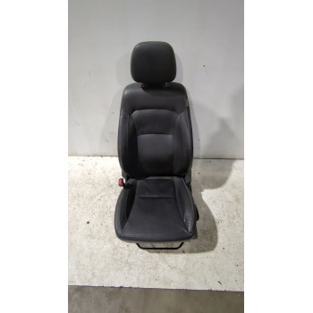 ASIENTO DELANTERO IZQUIERDO 