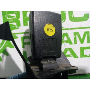 Recambio de enganche cinturon trasero derecho para audi a6 berlina (4f2) 2.4 referencia OEM IAM 4F0857740D  
