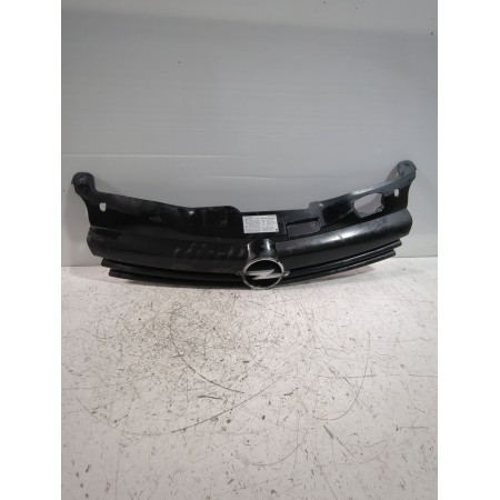 Recambio de rejilla paragolpes delantero para opel astra h gtc (a04) 1.7 cdti (l08) referencia OEM IAM 13241968  