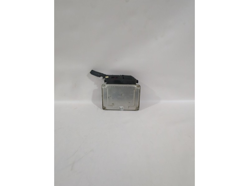 Recambio de centralita motor uce para volkswagen polo iv (9n_, 9a_) 1.9 sdi referencia OEM IAM 038906012HL  